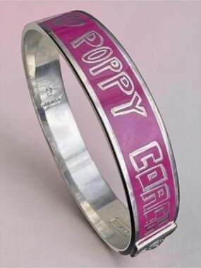 Coach Poppy est 1941  Y2K Pink Fuchsia Enamel Silver Bangle Bracelet